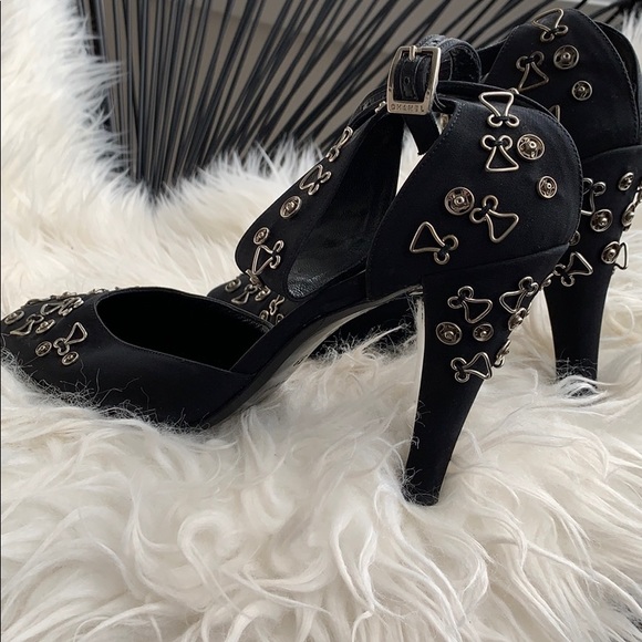 Chanel pumps - Picture 2 of 8